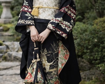 Elegant Japanese Kimono for Women – Traditional Floral Yukata with Obi Belt | Lightweight Polyester Robe for Festivals, Tea Ceremony & Cospl
