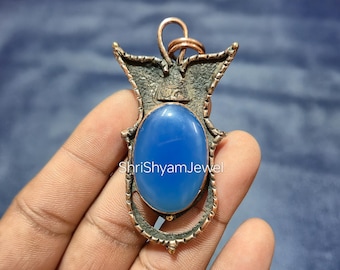 Colgante de aguamarina de cobre hecho a mano, joyería de alambre única