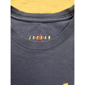 Nike Air Jordan Flight MVP "Cereal" Men's T-Shirt Size S Small Blue 90s immagine 3