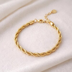 Twisted link bracelet, gold rope chain, adjustable layering piece, minimal everyday wear,  stackable jewelry, Chunky twisted