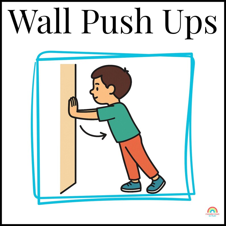 Pu&ograve; includere: Illustrazione di un bambino che fa flessioni al muro. Il bambino, con una maglietta verde e pantaloni arancioni, spinge contro un muro beige. Le parole "Wall Push Ups" sono nella parte superiore dell'immagine, all'interno di una cornice blu.