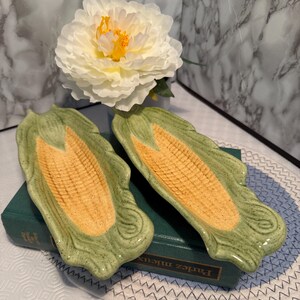 Vintage Corn on the Cob Dishes, Ceramic Corn Shaped Plates, Set of 2, Retro Green & Yellow Kitchen Decor