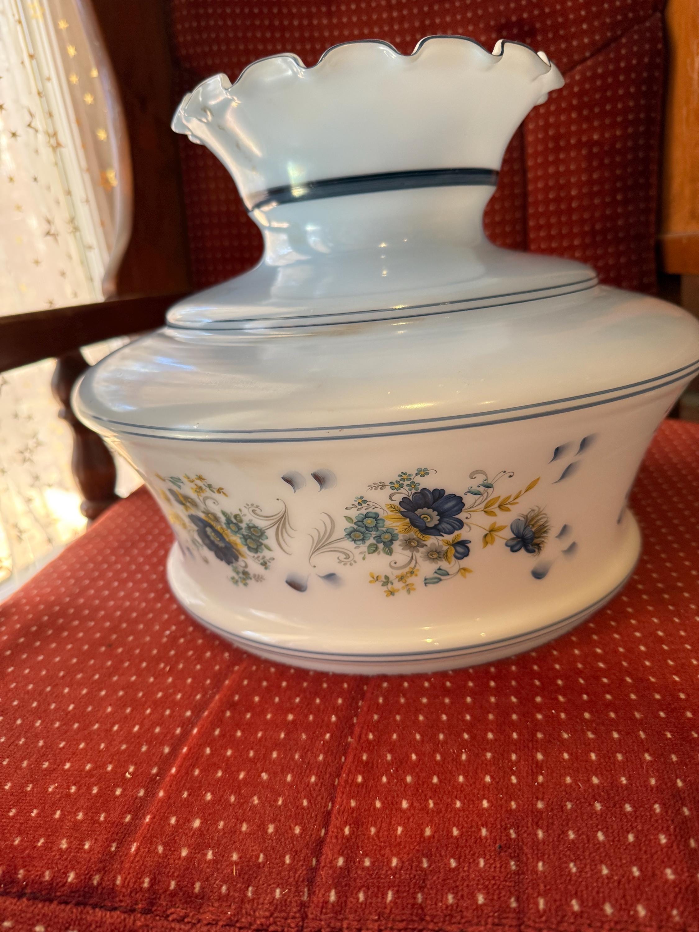 Vintage Quoizel Milk Glass Lamp Shade Ruffled Top Floral Blue Yellow Swag  Chandelier Replacement 70s Lighting - Etsy, image size:2250x3000