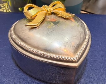 Caja de baratijas vintage con forma de corazón, joyero de metal plateado, estuche para recuerdos forrado de terciopelo rojo, decoración romántica con lazo