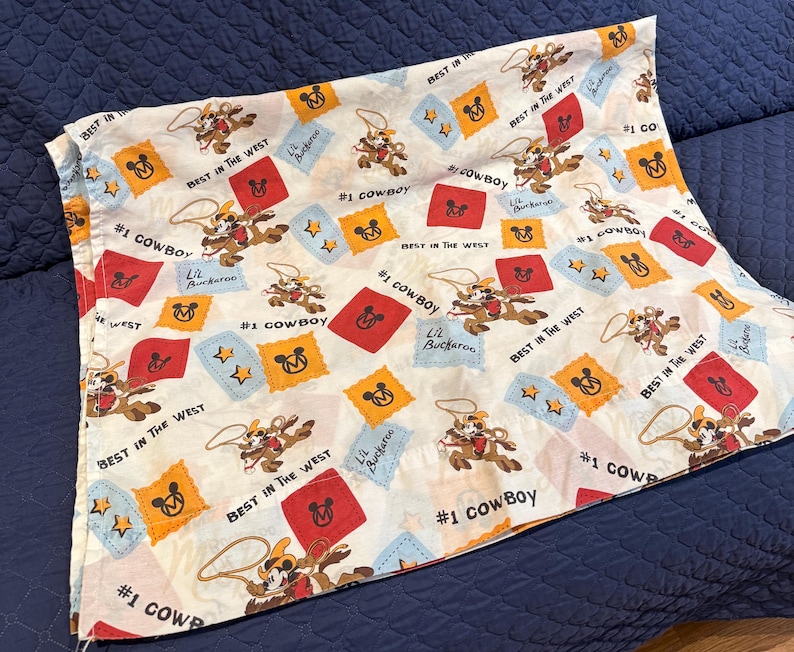 Vintage Disney Mickey Mouse “Best in the West” Cowboy Blanket - 2000s Disney Home Twin Flat Sheet