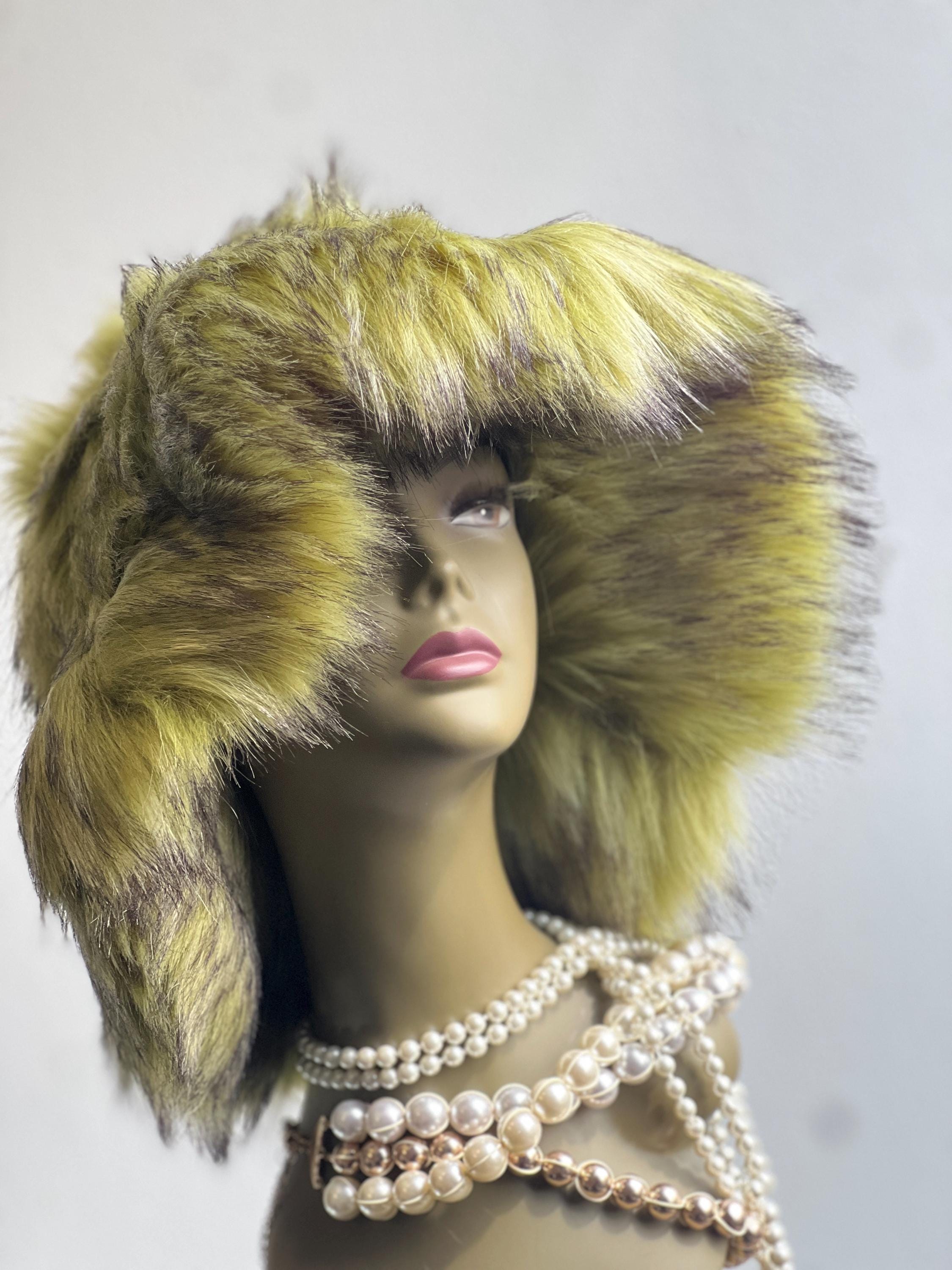 Faux Fur Oversized Bucket Hat – Mega Fluffy Wide Brim 