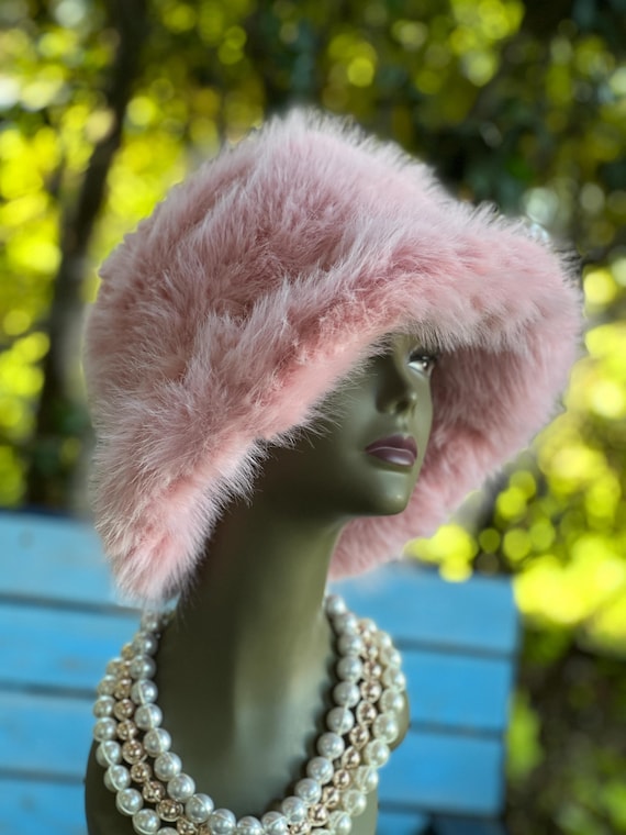 Chic Pink Fluffy Faux Fur Women\'s Hat Futrzane Classic Cossack Hat - Faux Fur Hats for Women  main image 4