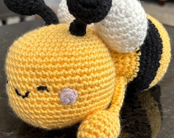 Peluche de abejorro de ganchillo: 100 % algodón, hecho a medida