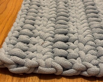 Alfombra decorativa de ganchillo