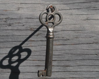 Vintage Skeleton Key, Furniture Key