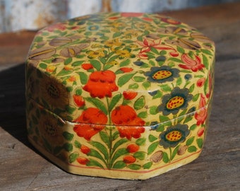 Laquerware Trinket Box