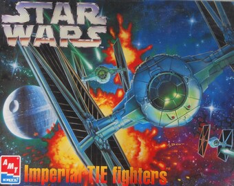 AMT 8438 Ertl Star Wars Imperial TIE Fighters Spacecraft Kit, 1990's, Unopened with Plastic Wrap