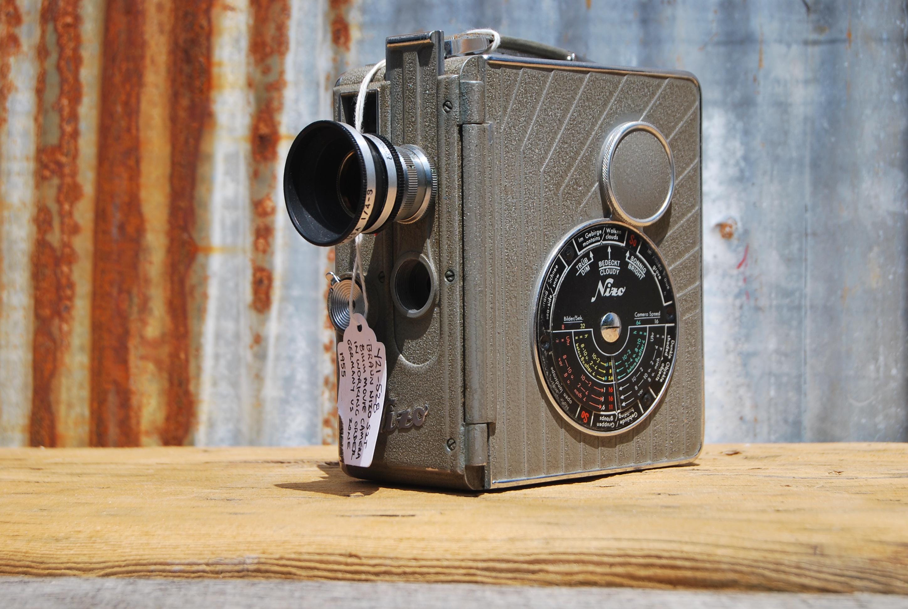 1955 Braun Nizo S2T 8mm Movie Camera, Cold War Era, Made in Germany, US ...