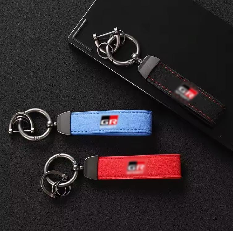 thumbnail image 2 of Elegant Genuine Leather Keychain For Car Keys - Made In Italy, Unisex, 6 Colors 2 of 4