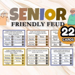 Può includere: Un gioco di carte Senior Friendly Feud con 22 carte. Il gioco presenta illustrazioni di anziani e varie categorie come hobby, dessert e programmi TV. Il titolo del gioco è in grandi lettere colorate.