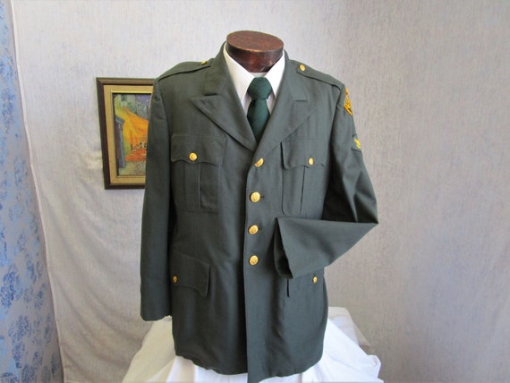 1963 42R courageux fusils nous robe uniforme avec veste militaire avec uniforme les patchs 75c386 1963 42R courageux fusils nous robe uniforme avec veste militaire avec uniforme les patchs 75c386