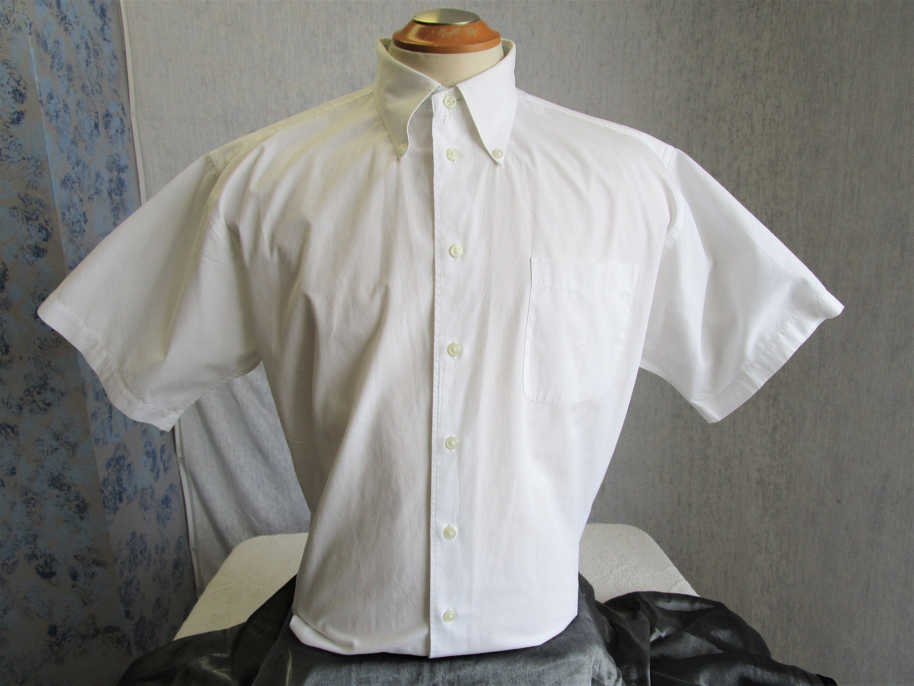 90s L Nautica Buttondown Big Collar Mens S/S SHIRT White