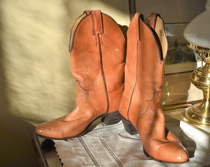70s 7 B Justin Women's Cowboy Boots Tan Brown