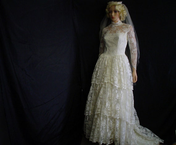50s M Tiered Lace Ruffled Wedding Bridal Gown Dres
