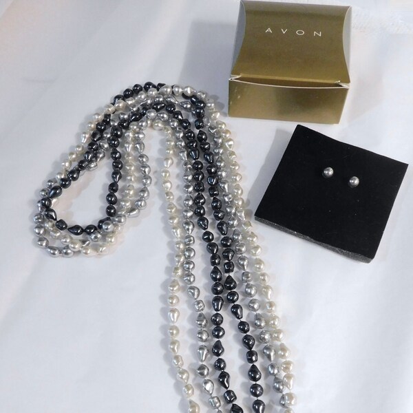 Vintage Avon Three Strand Pearlesque Necklace/Pierced Earrings Gift Set, 1999 ~~ New in Box, White, Gray/Grey, Black