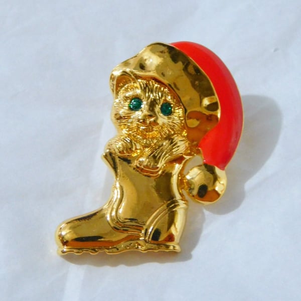 Avon Holiday Cat in Boot Pin, 1995 ~~ Christmas Pin, Cat Wearing Santa Hat, Green Rhinestone Eyes, New in Box