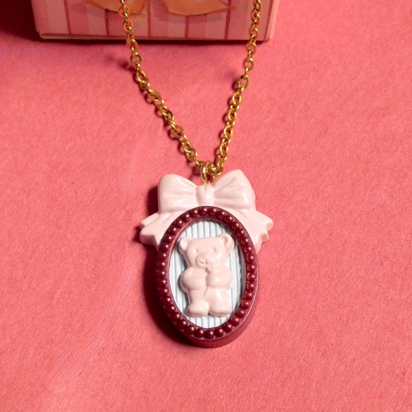 Vintage Avon MY FIRST CAMEO Collection Necklace, 1990 ~~ Teddy Bear Pendant, Childrens Jewelry, New in Box