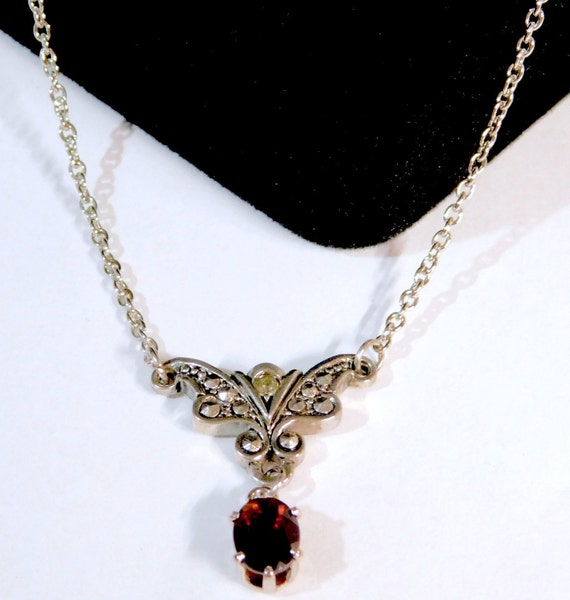Vintage Avon Genuine Garnet Necklace, 1993 ~~ Sil… - image 2