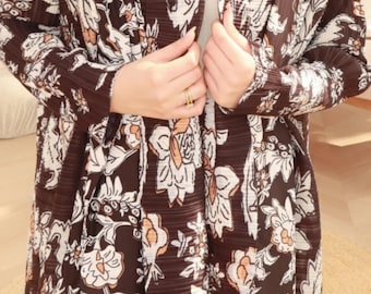 Dahlia Abaya Vogue