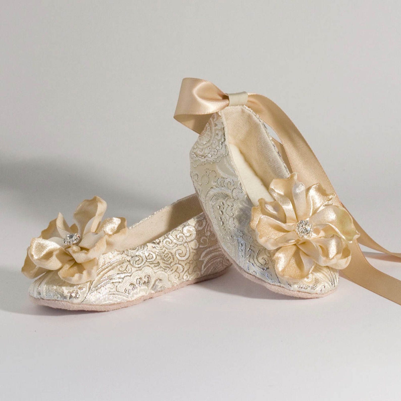 ivory brocade toddler flower girl shoe - flower girl, wedding ballet slipper - ivory, gold, silver, white available - baby souls