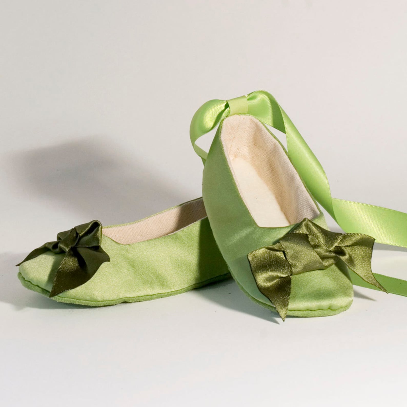 green satin flower girl ballet slipper, spring wedding, green baby, toddler shoe, baby ballet flat, baby shower, little girl sho