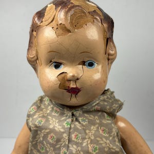 100 Jahre altes Baby-Puppe aus den 1920er bis 1940er Jahren - Nachlassfund - wird verkauft wie besehen