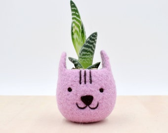 Neko Atsume planter special edition | Felt succulent planter, Cat  lovers Christmas gift, gift for her