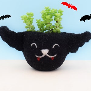 Black Bat planter, Halloween gift, Animal planter, Succulent Planter,  Birthday gift, spooky bat,  unique Indoor planter