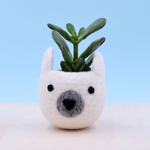 White bear planter | Christmas gift, Succulent planter, cactus pot, succulent vase, mini planter, Bear lover gift, nursery decoration