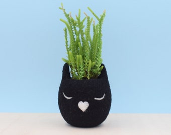 Black Cat lover planter, Pet accessories, Cat mom gift for her, Animal planter,  Valentine gift for pet owners,  unique succulent  planter