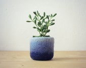 Blue air plant planter / Felt succulent planter / mini plant vase / cactus vase / Ombre blue / air plant gift / gift for her / dorm decor