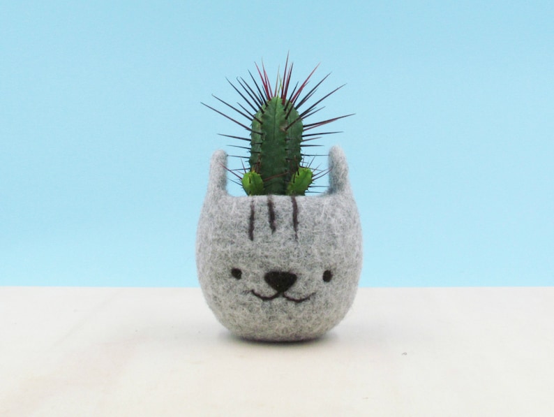 Cute plant pot Cat lover gift, cat planter, mother day gift for her, Felt succulent planter, Neko Atsume, Grey cat vase, Kawaii kitty gift image 1