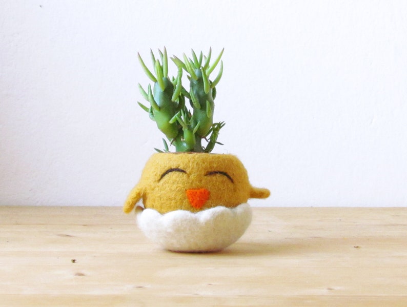 Funny indoor planter happy chick succulent planter, cute mini felt cactus vase, Spring handmade decor, mother day gift for her image 1