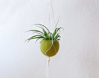 Planter with hanger, Boho Christmas gift girlfriend, Macrame Green Felt planter, Air plant holder, Succulent planter, Gift for her