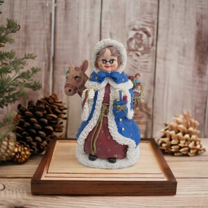 International Santa Claus Collection Aunt Airie France 2002