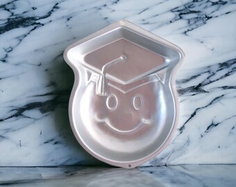 Vintage Wilton Graduation Cake Pan, Happy Face with Cap and Tassel