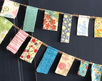 Scrappy Banner/ Floral Banner/ Party Banner / Photo Prop in Spring Flowers Garland