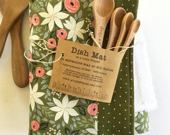 Sage Green Poinsettia Dish Drying Mat: Christmas Kitchen Decor