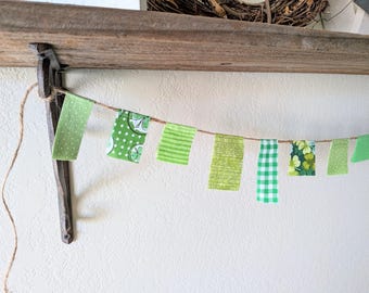 St. Patrick's Day Mini-Scrappy Banner: Green Party Garland, Photo Prop
