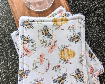 Dish Cloth Sponge, Reusable kitchen sponge,  eco-friendly dish scrubby Bumblebees