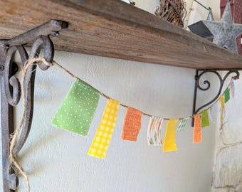Easter Mini-Scrappy Banner: Carrot Party Garland, Photo Prop