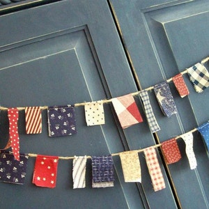 4th of July Patriotic Mini Scrappy Banner/ Americana Banner/ Labor Day Garland/ Photo Prop in Vintage Red, White and Blue image 3