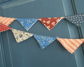 Mini-bannière patriotique en tissu : guirlande vintage rouge, blanche et bleue