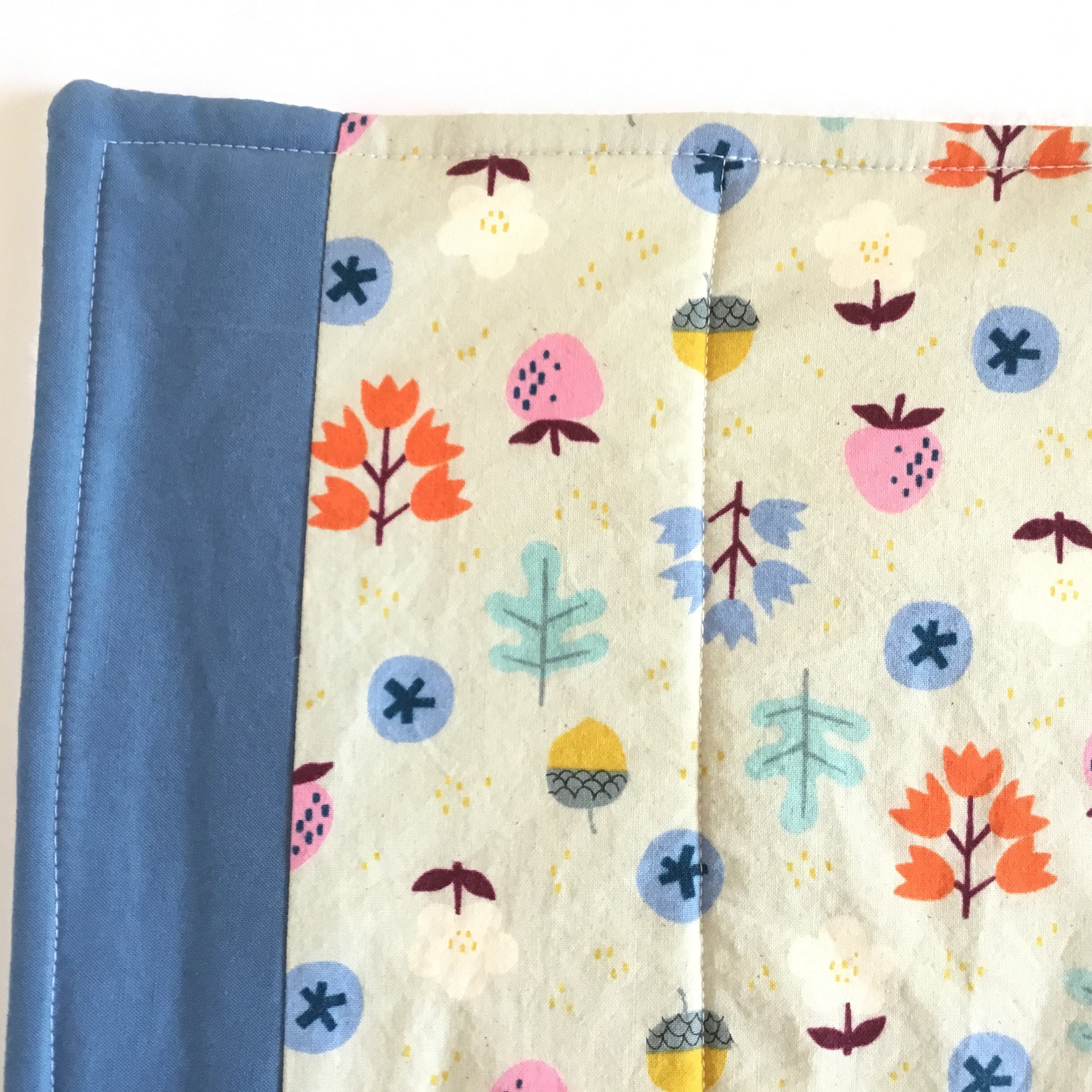 Tappetino scolapiatti floreale: cotone e acciaio Welsummer Forage Gray