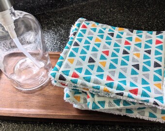 Dish Cloth Sponge, Reusable kitchen sponge,  eco-friendly dish scrubby Geo Colored Triangles